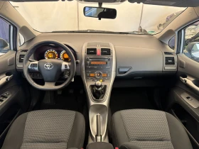 Toyota Auris 1.6i* СЪС СЕРВИЗНА ИСТОРИЯ, снимка 8