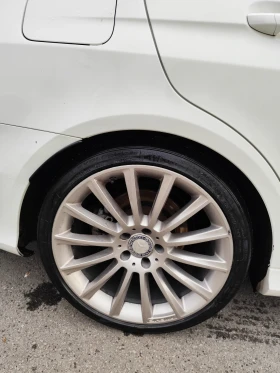 Обява за продажба на Mercedes-Benz E 250 ~11 999 лв. - изображение 7 | Auto.bg Обява за продажба на Mercedes-Benz E 250 ~11 999 лв. - изображение 7