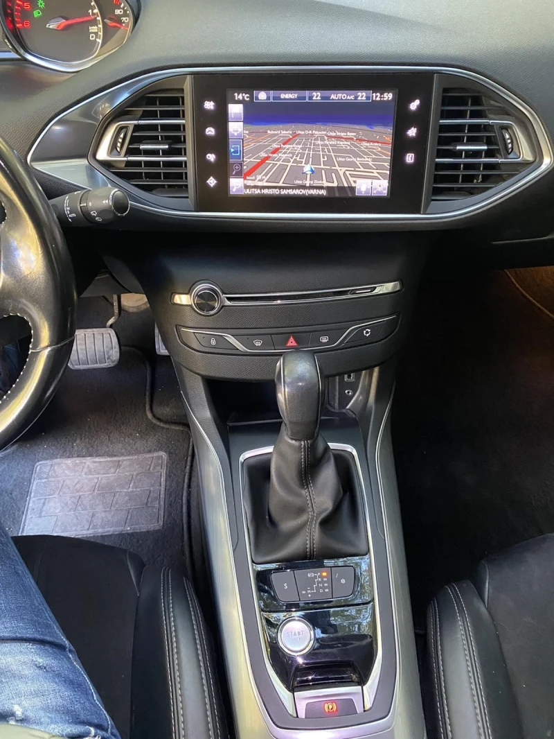 Peugeot 308 1, 6 HDI, снимка 9 - Автомобили и джипове - 47892139