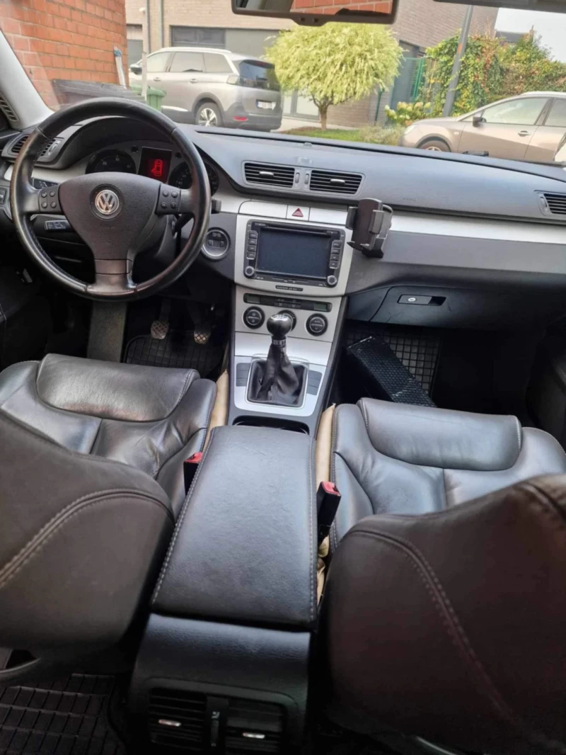 VW Passat 2.0TDI /140, снимка 4 - Автомобили и джипове - 48179649