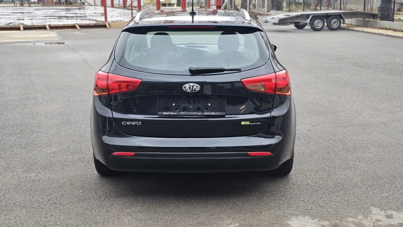 Kia Ceed 1.6i 6SP CH-НАВИ-ТОП СЪСТ.-ЛИЗИНГ, снимка 5 - Автомобили и джипове - 48311010