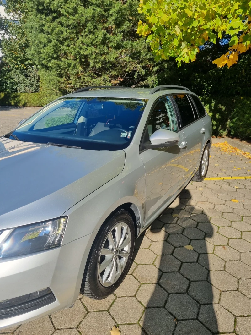Skoda Octavia 1.6TDI, снимка 2 - Автомобили и джипове - 52135570