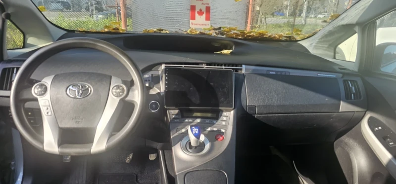 Toyota Prius, снимка 15 - Автомобили и джипове - 52510305
