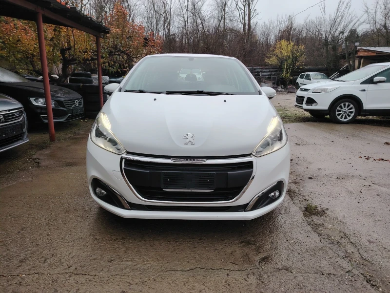 Peugeot 208 1.2i Газ-Бензин, снимка 5 - Автомобили и джипове - 52641928