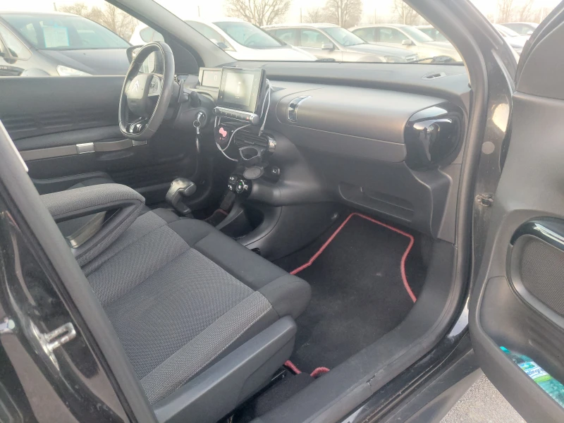 Citroen C4 Cactus 1.6HDI АВТОМАТИК НАВИ, снимка 12 - Автомобили и джипове - 52863177