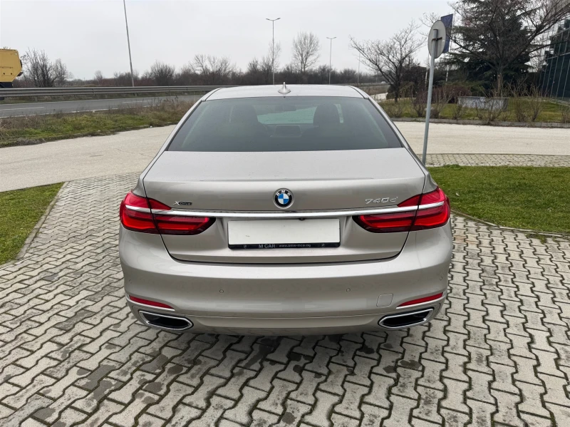 BMW 740 xDrive, снимка 10 - Автомобили и джипове - 53538331