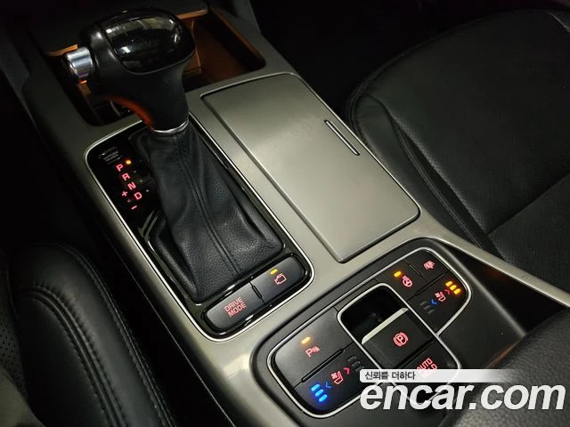 Kia K7, снимка 12 - Автомобили и джипове - 56062889