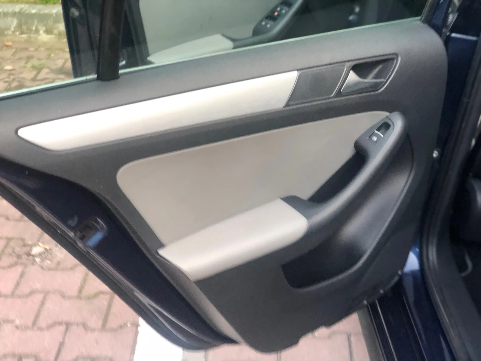 VW Jetta HYBRID | Mobile.bg — изображение 11