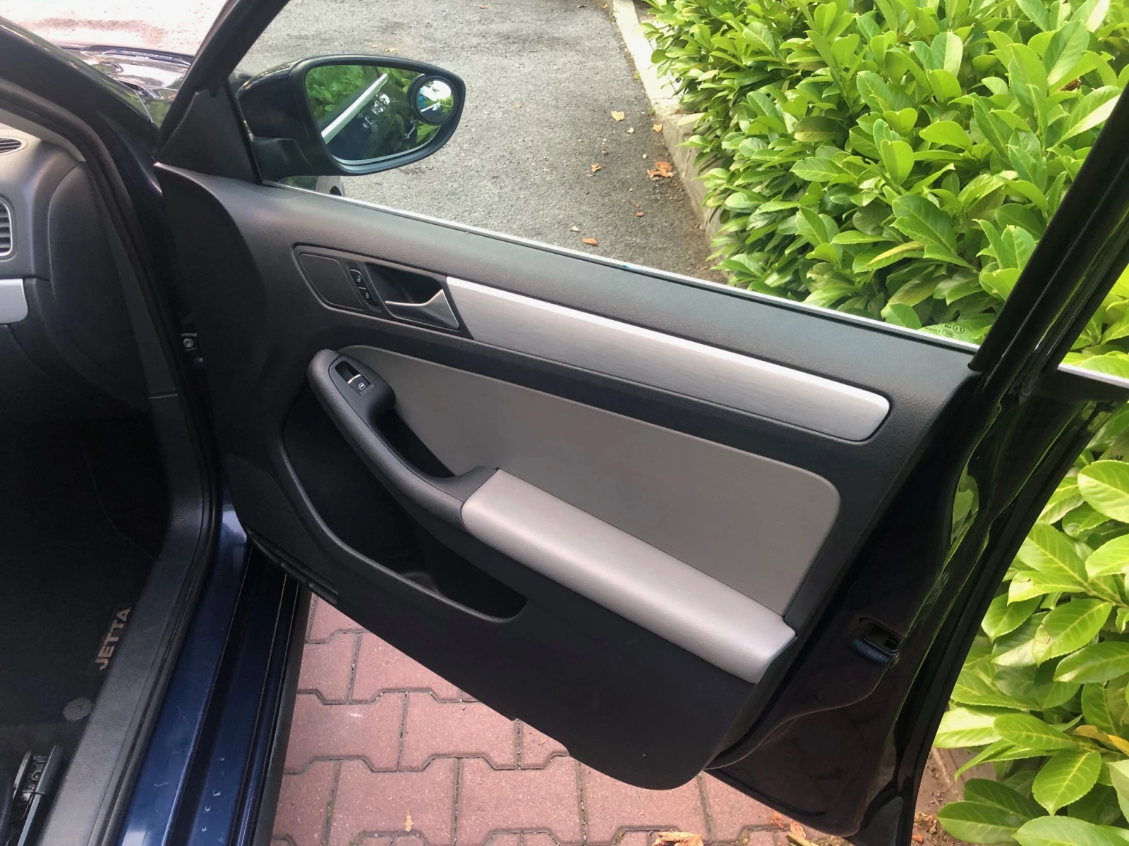 VW Jetta HYBRID | Mobile.bg — изображение 12