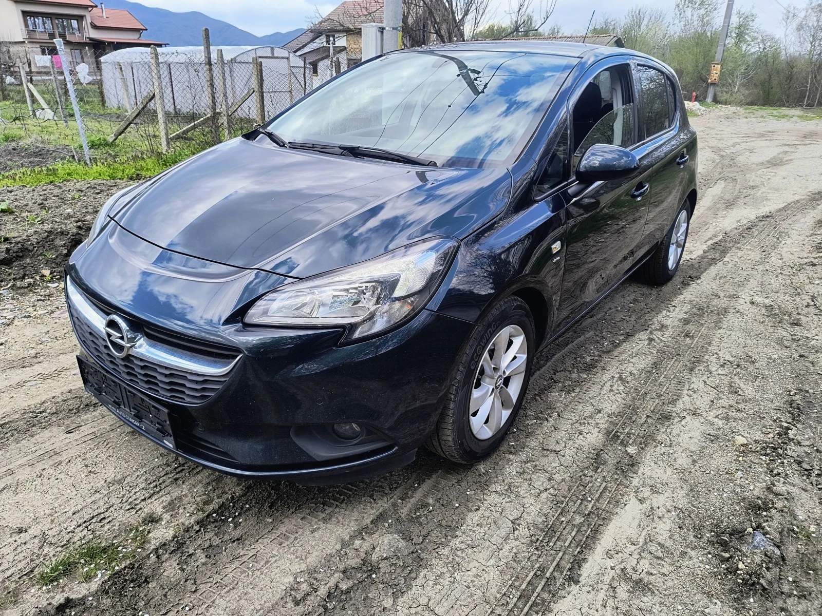 Opel Corsa 95кс 6 speed 2016г фул елстри - изображение 6