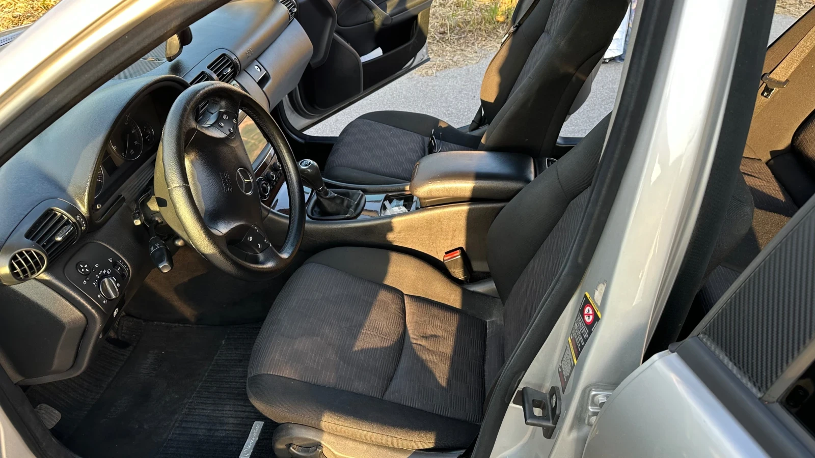 Mercedes-Benz C 200  - изображение 7