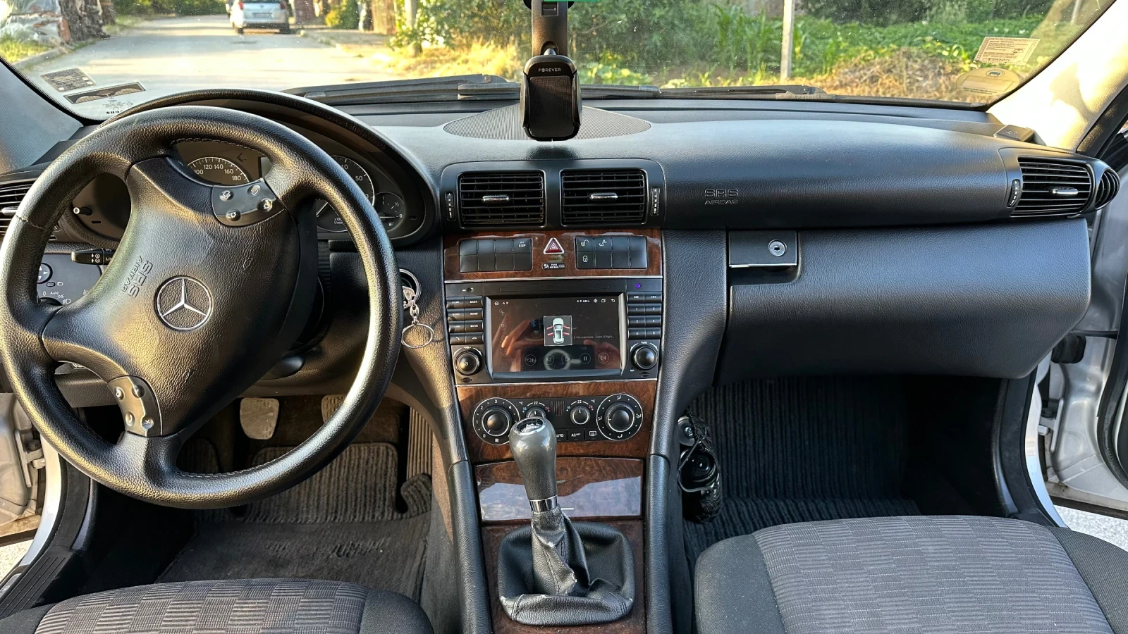 Mercedes-Benz C 200  - изображение 8