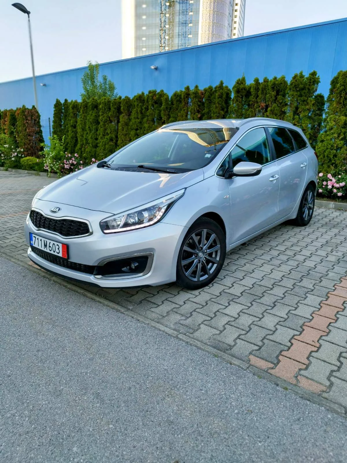 Kia Ceed 1.6CRDI, 136 к.с.| LED | NAVI | ПОДГРЕВ | КАМЕРА | - изображение 4