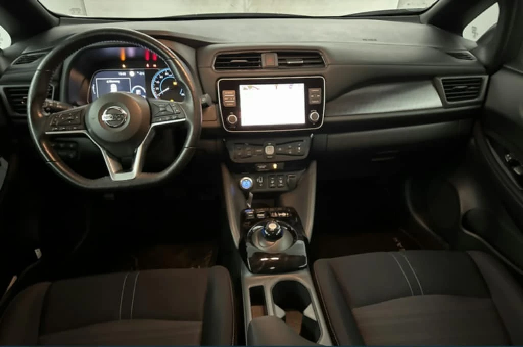 Nissan Leaf  Connecta - изображение 7