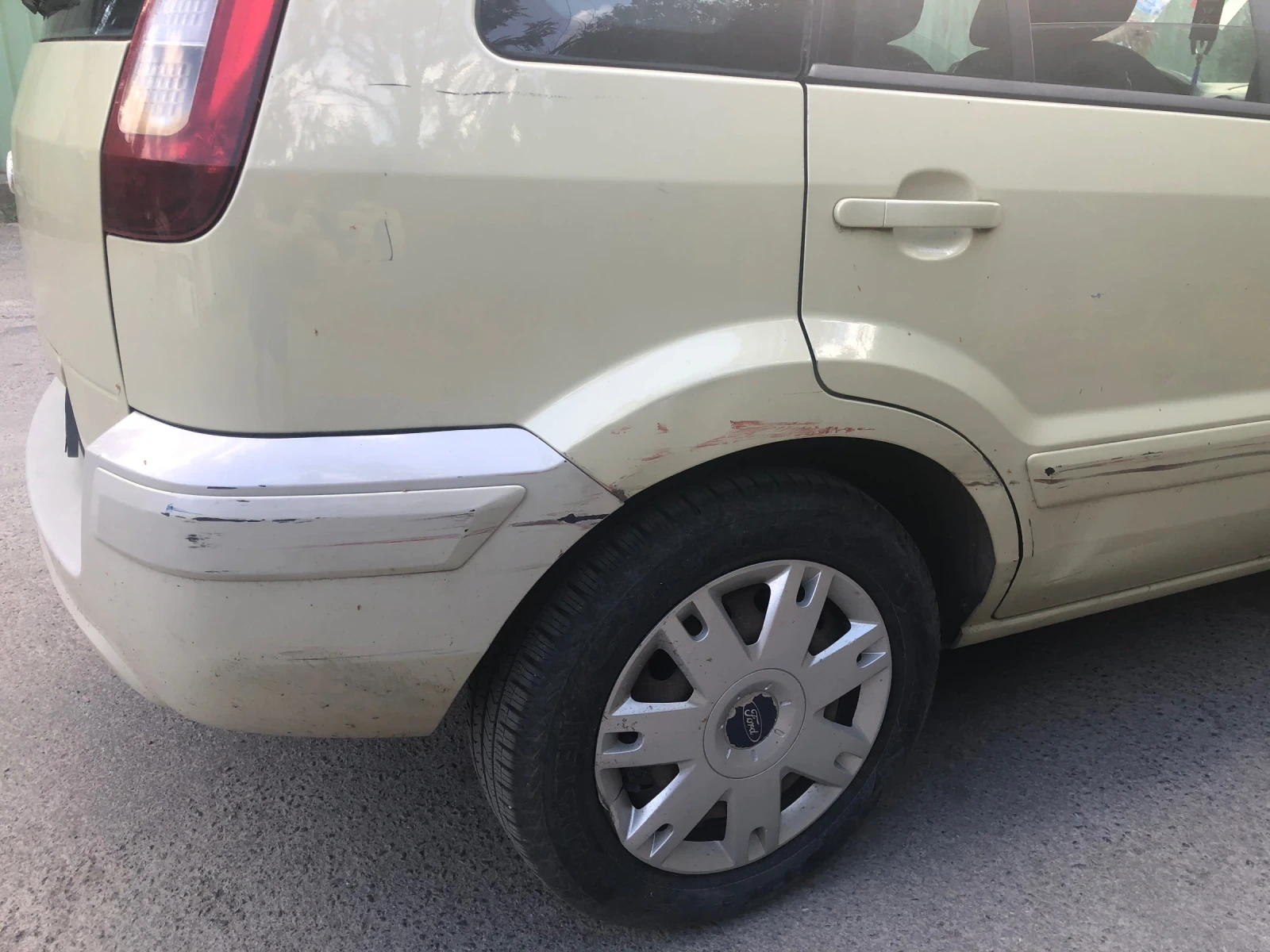 Ford Fusion  - изображение 10