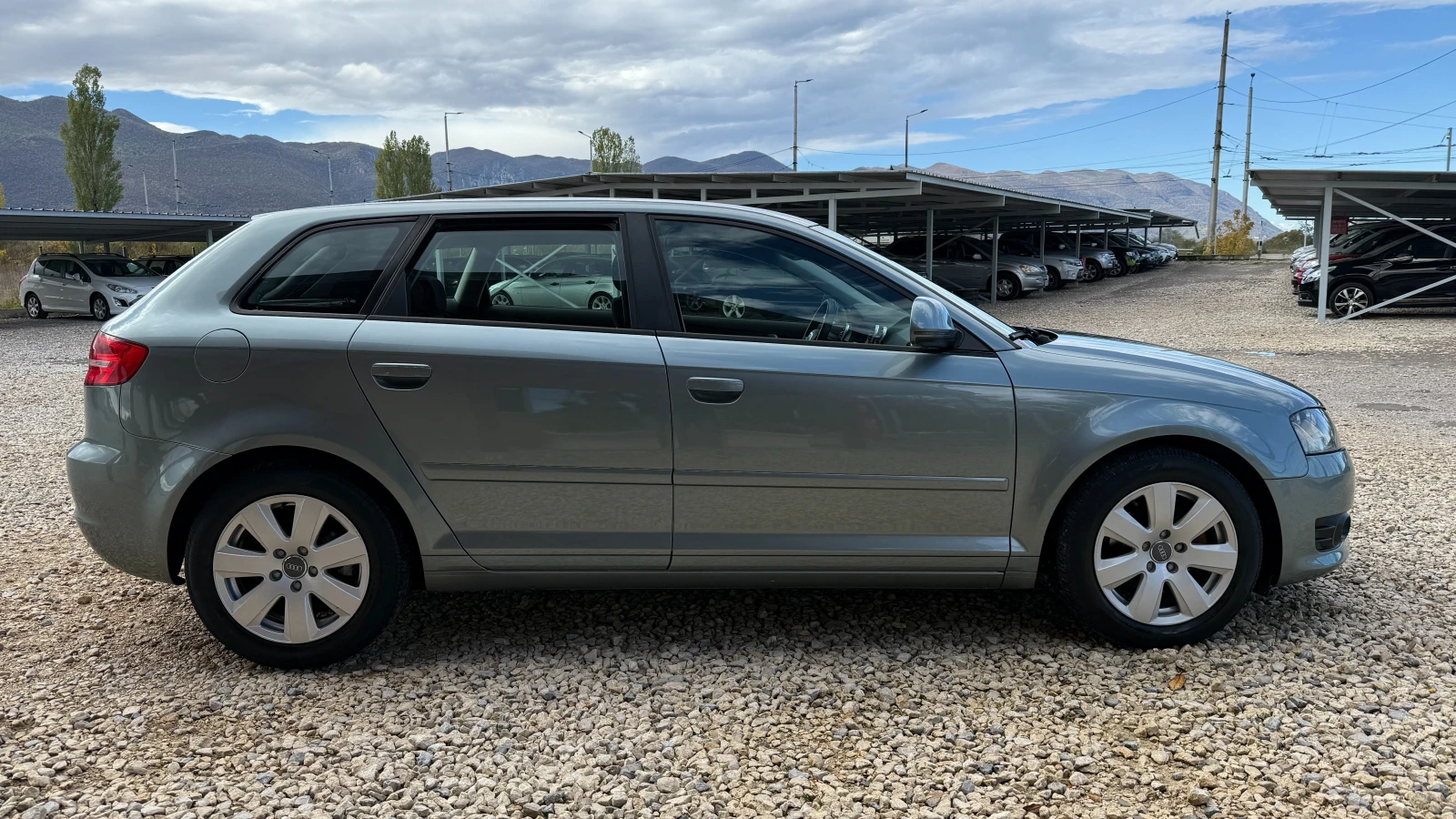 Audi A3 1.9TDI-105к.с.-5скорости-НОВ ВНОС ОТ ИТАЛИЯ - изображение 4