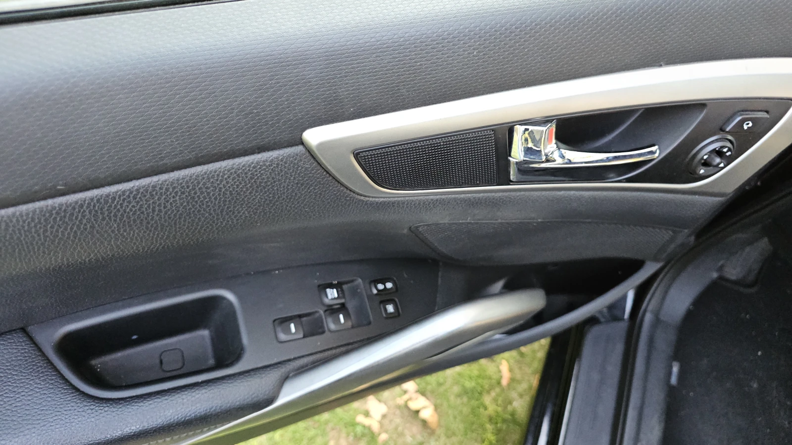 Hyundai Veloster  | Mobile.bg   9