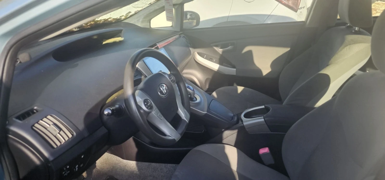 Toyota Prius  - изображение 9