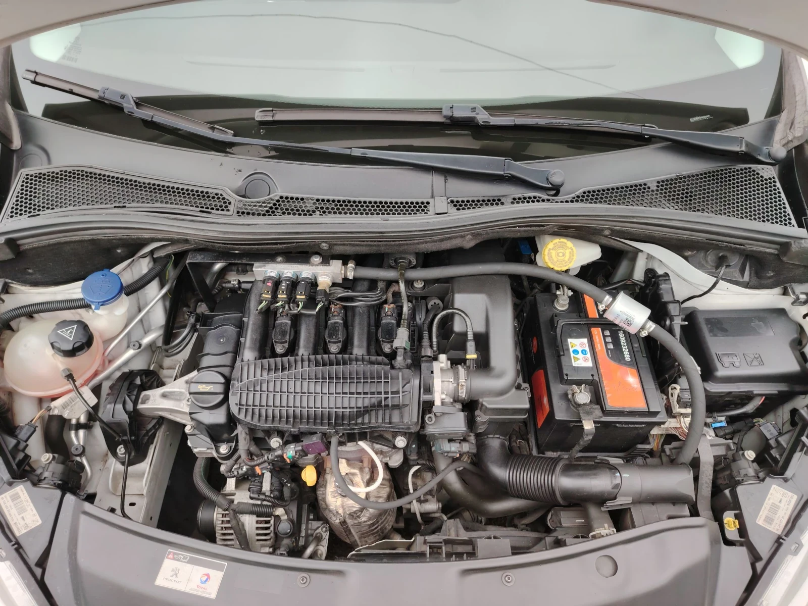 Peugeot 208 1.2i - | Mobile.bg   17