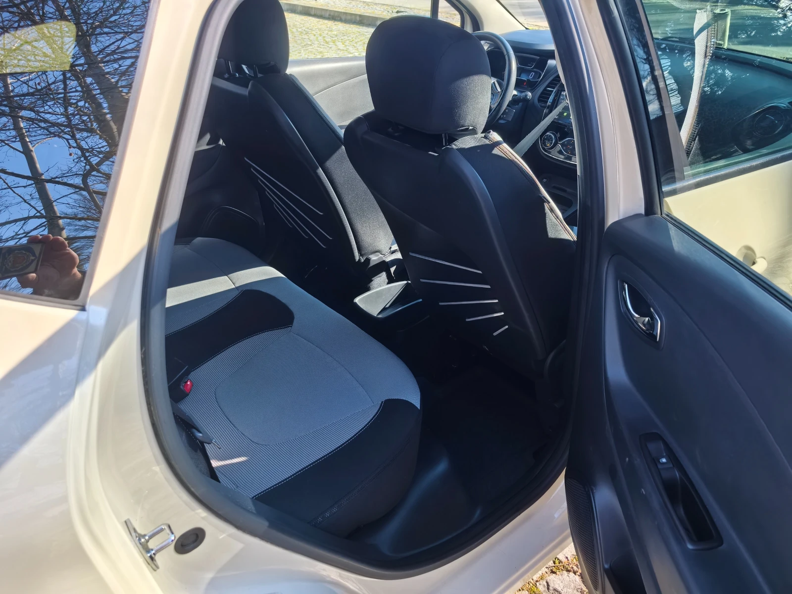 Renault Captur 1.5dCi ������ | Mobile.bg � ����������� 11