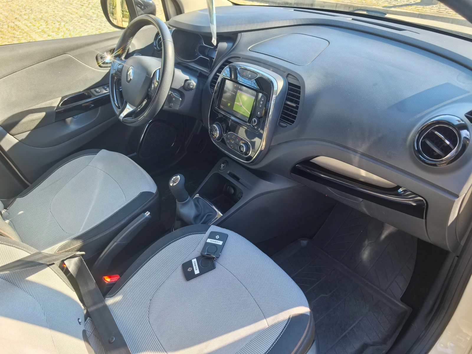 Renault Captur 1.5dCi ������ | Mobile.bg � ����������� 9