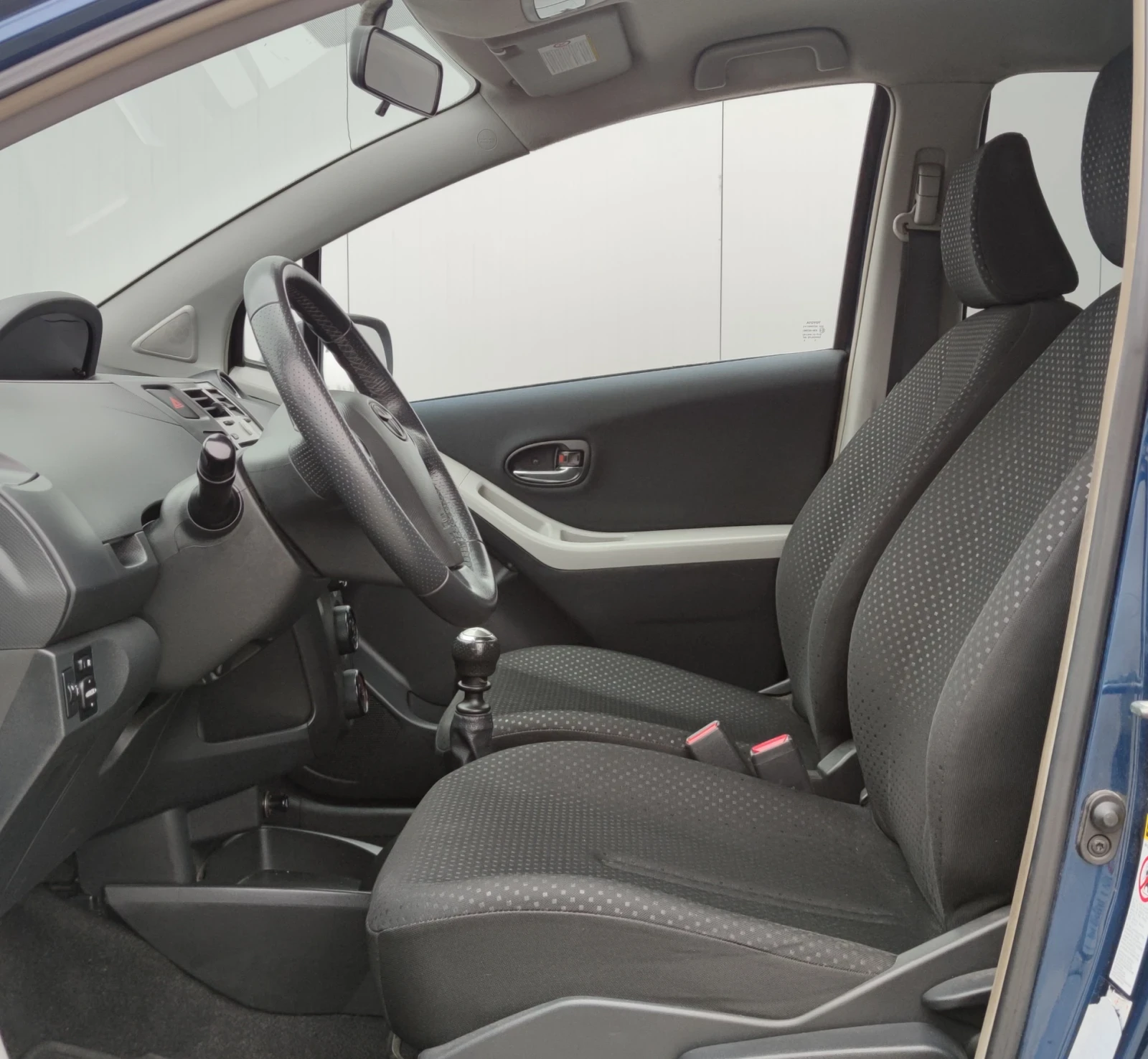 Toyota Yaris 1.33VVT-I* Facelift*  - изображение 8