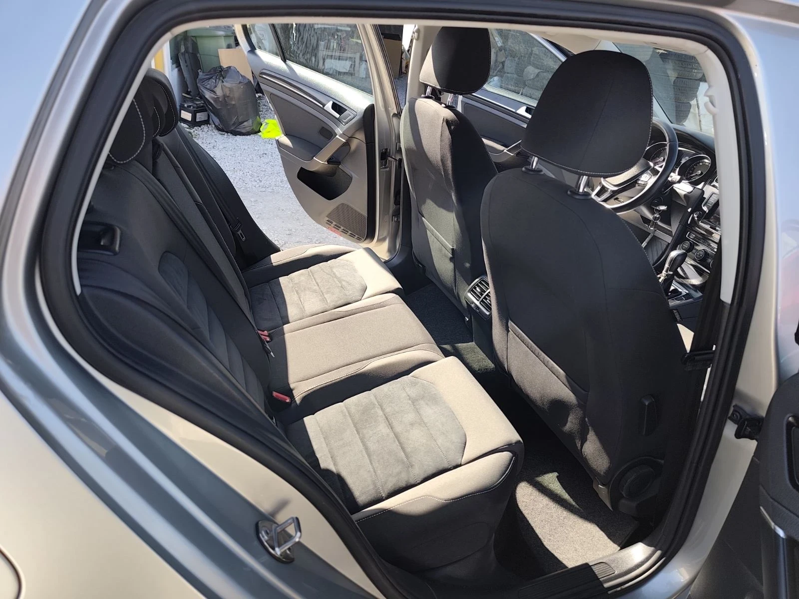 VW Golf 2.0 BlueMotion , снимка 11 - Автомобили и джипове - 53841382