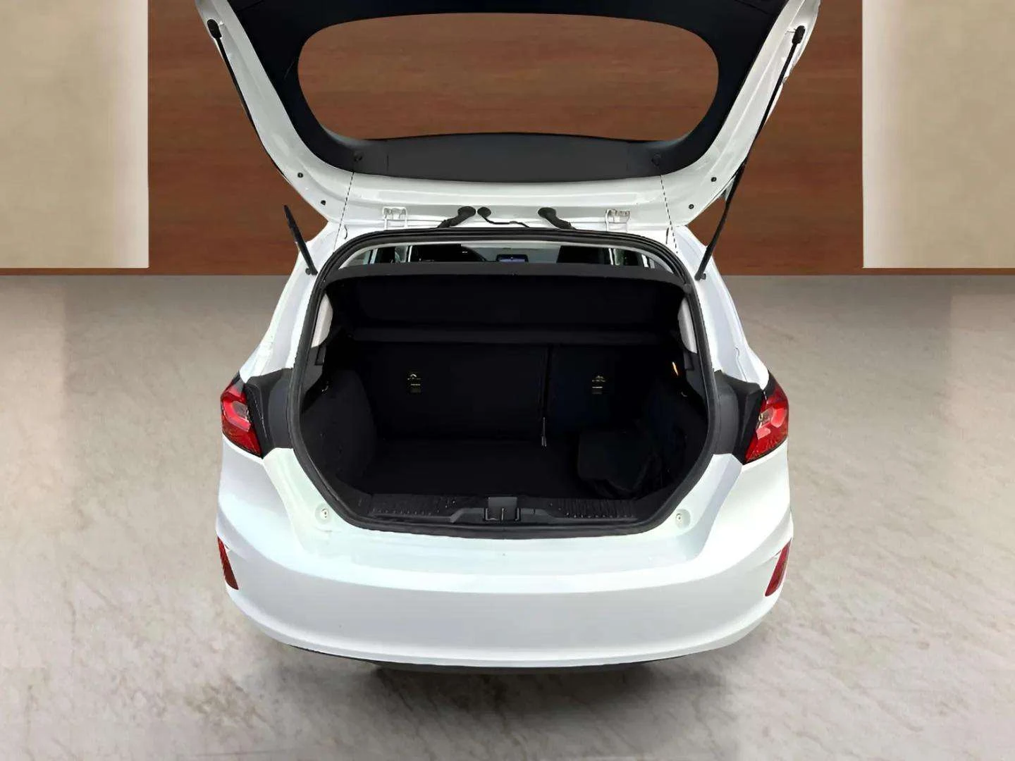 Ford Fiesta 1.1 L, снимка 9 - Автомобили и джипове - 53880482