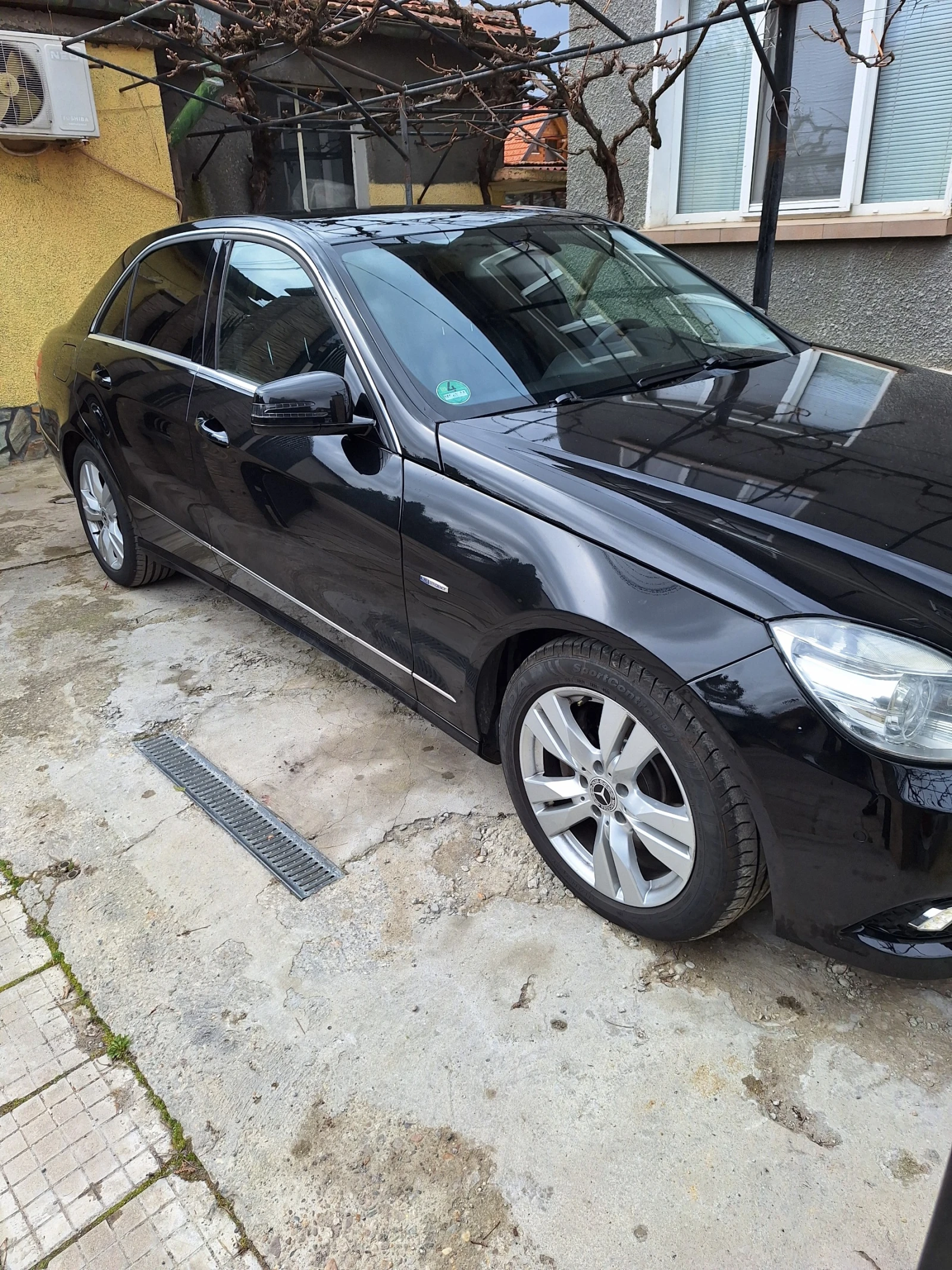 Mercedes-Benz E 350, снимка 5 - Автомобили и джипове - 53934403