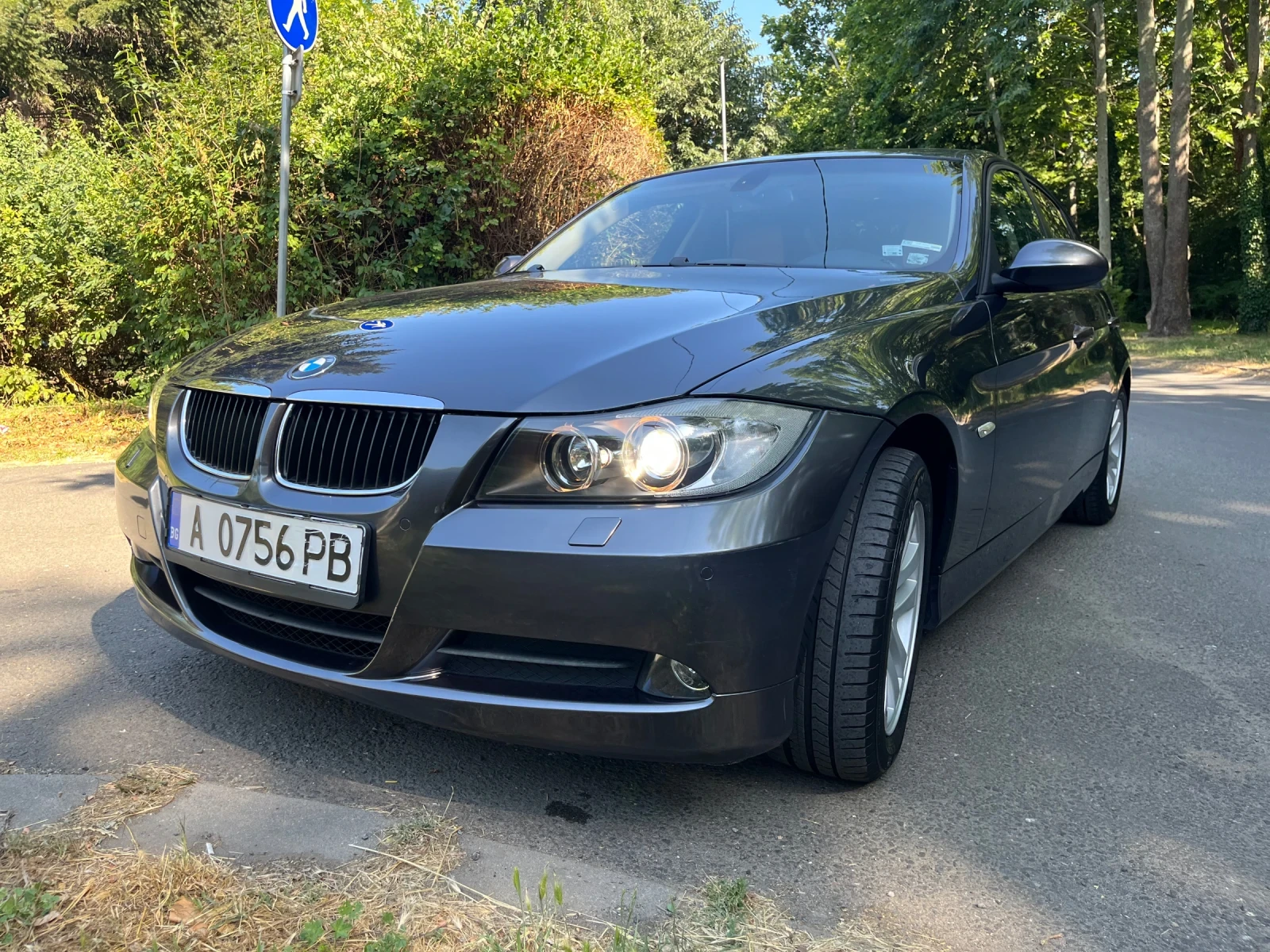 BMW 320 320i | Auto.bg — изображение 1