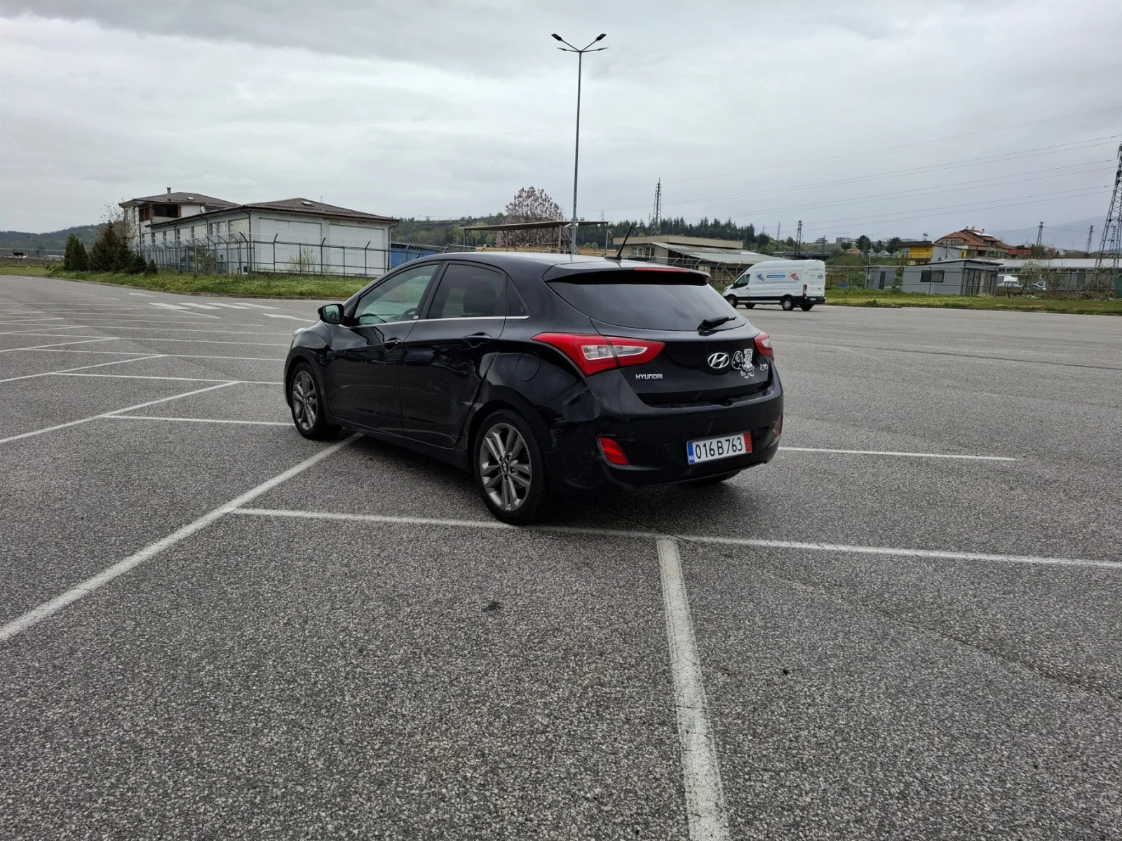 Hyundai I30 1.6 CRDi* АВТОМАТИК* CAMERA* NAVI* LED, снимка 2 - Автомобили и джипове - 54216136