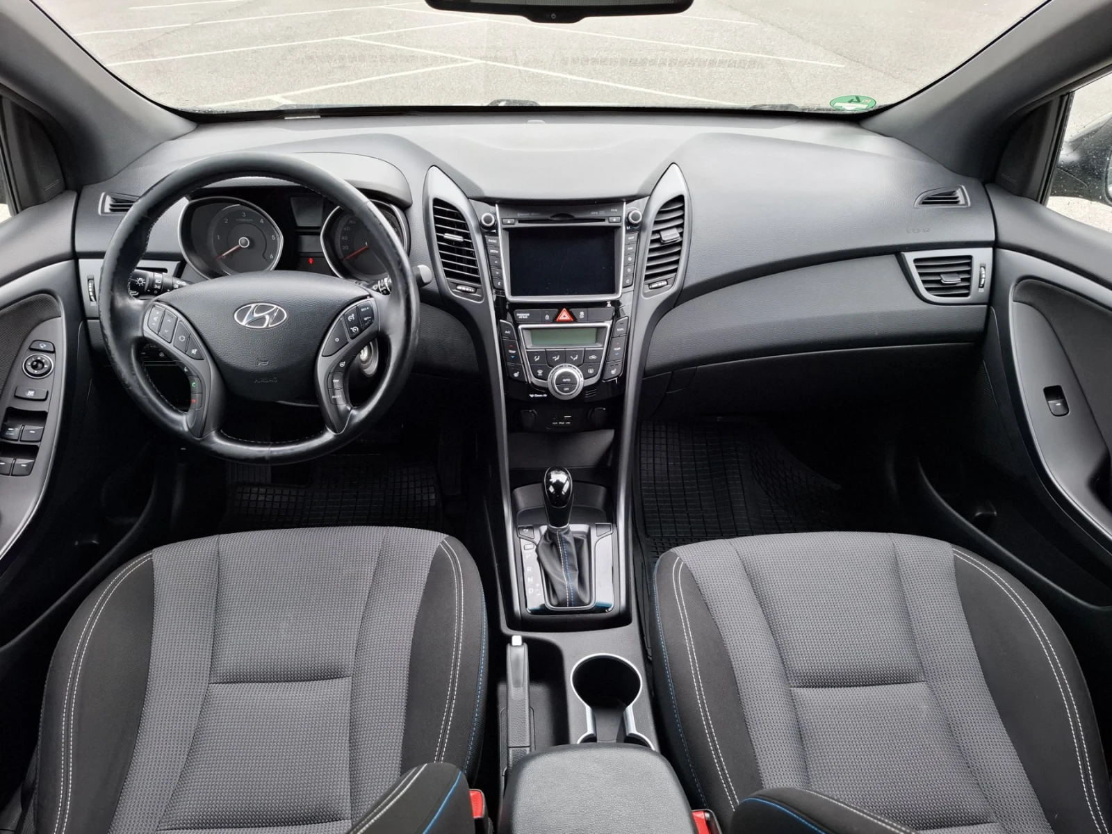 Hyundai I30 1.6 CRDi* АВТОМАТИК* CAMERA* NAVI* LED, снимка 8 - Автомобили и джипове - 54216136