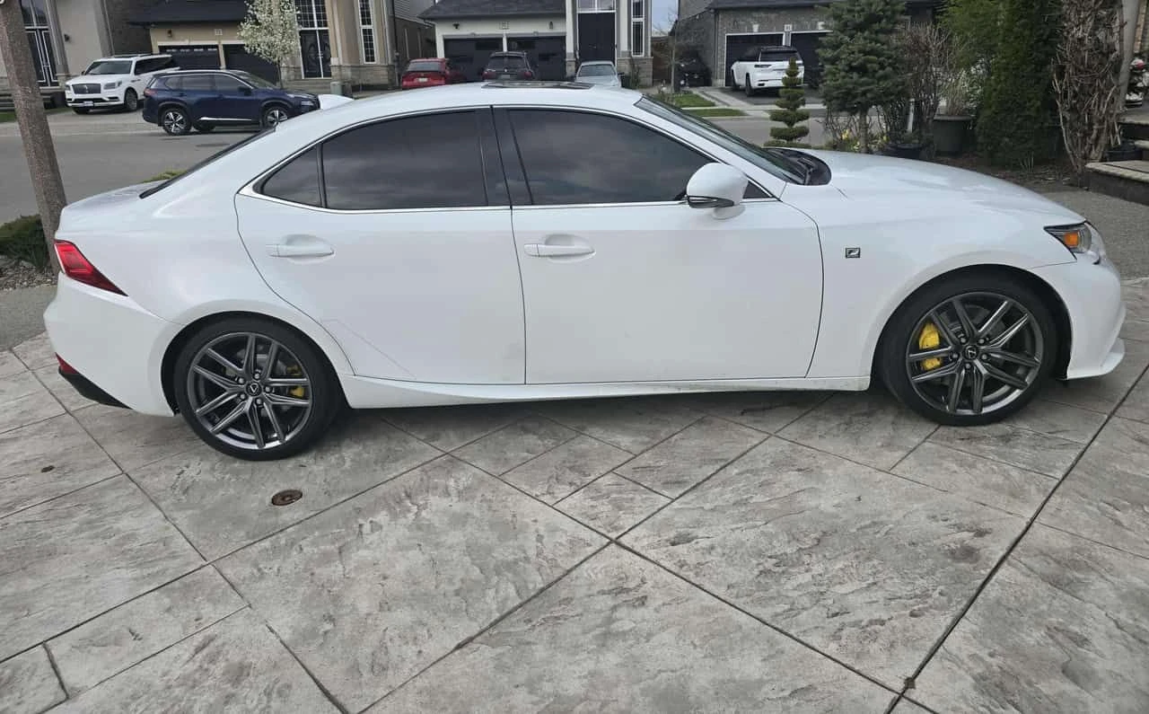Lexus IS 300 * 4dr Sdn AWD * PANO* KEYLESS* ПОДГРЕВ* , снимка 3 - Автомобили и джипове - 54486498