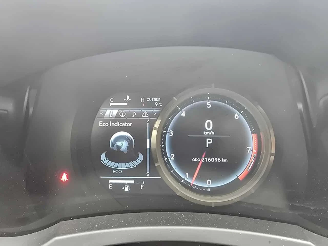 Lexus IS 300 * 4dr Sdn AWD * PANO* KEYLESS* ПОДГРЕВ* , снимка 8 - Автомобили и джипове - 54486498