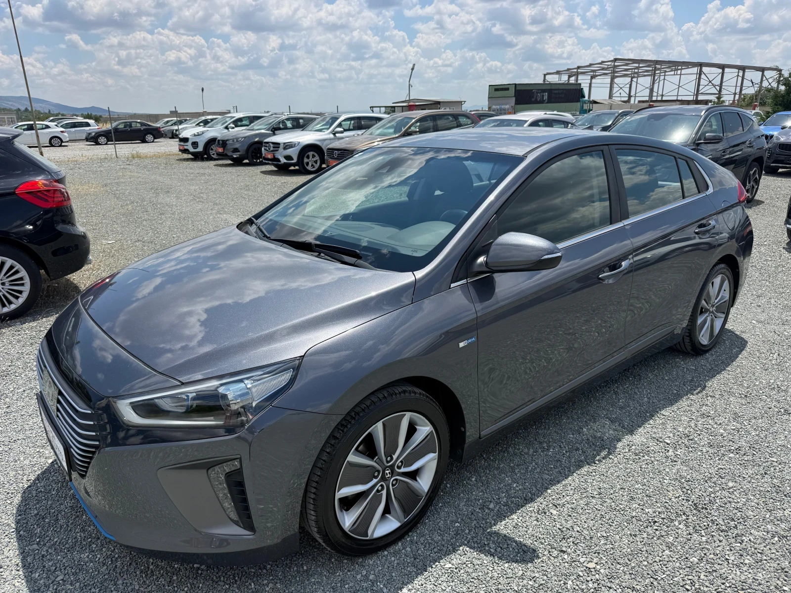Hyundai Ioniq (КАТО НОВА)^(ХИБРИД)