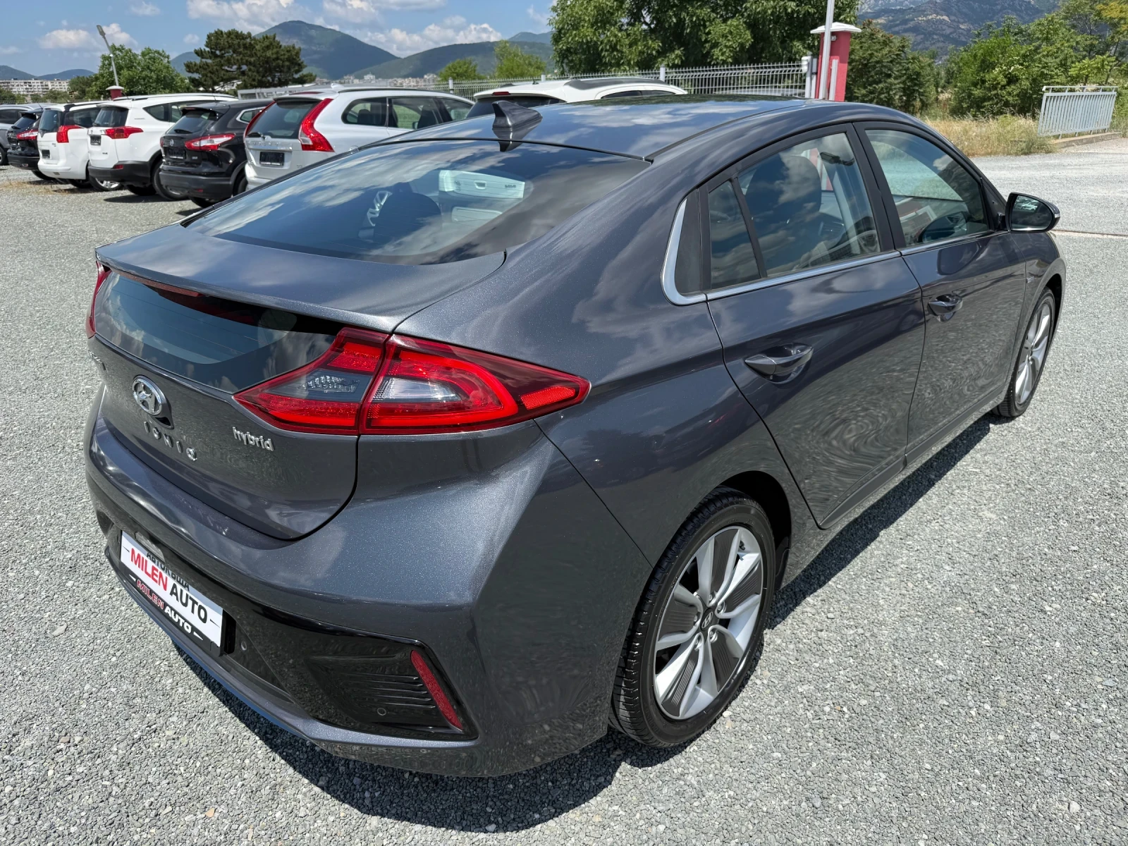 Hyundai Ioniq (КАТО НОВА)^(ХИБРИД), снимка 6 - Автомобили и джипове - 54657101