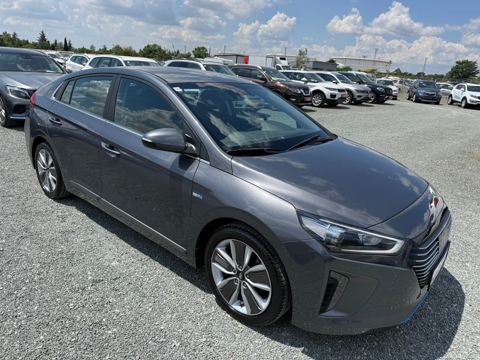 Hyundai Ioniq (КАТО НОВА)^(ХИБРИД), снимка 3 - Автомобили и джипове - 54657101