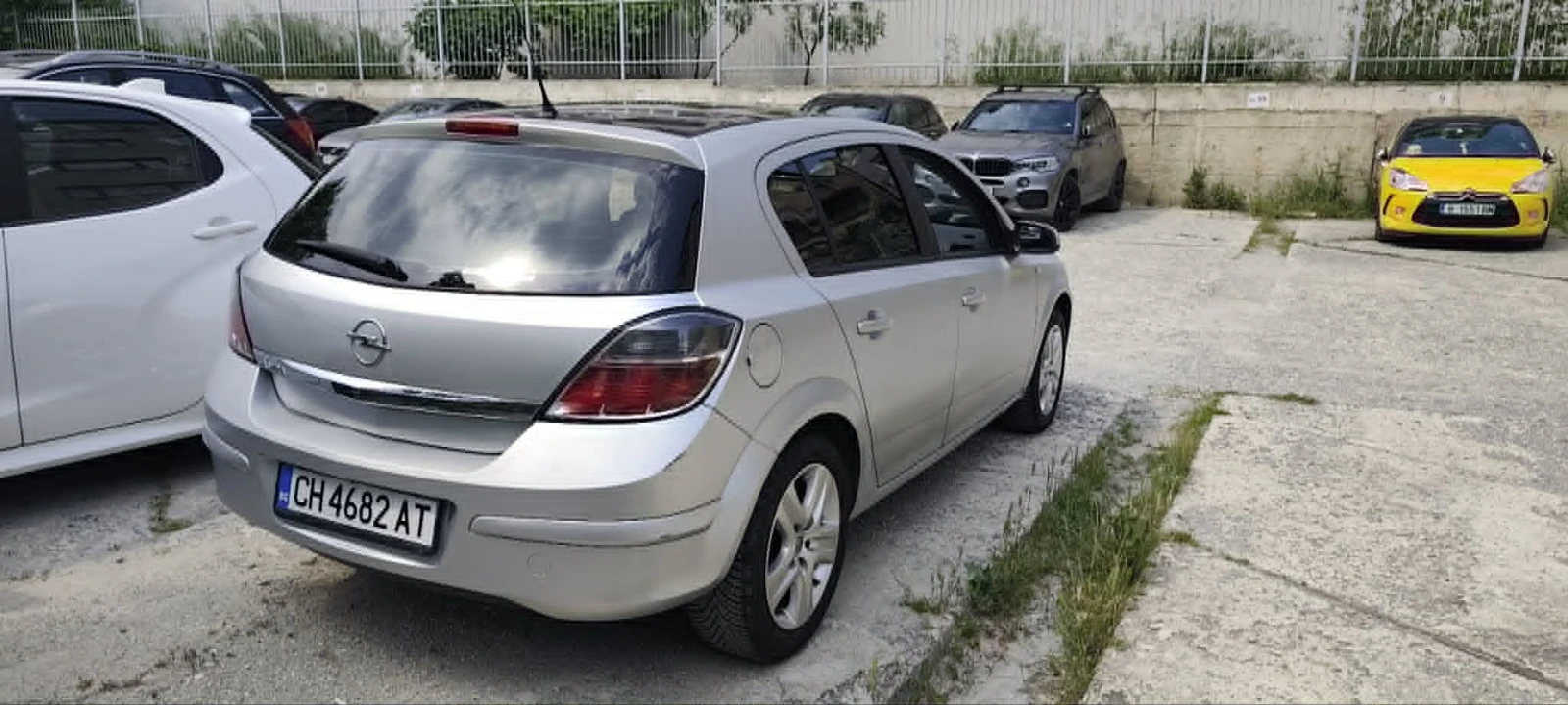 Opel Astra, снимка 3 - Автомобили и джипове - 54787811