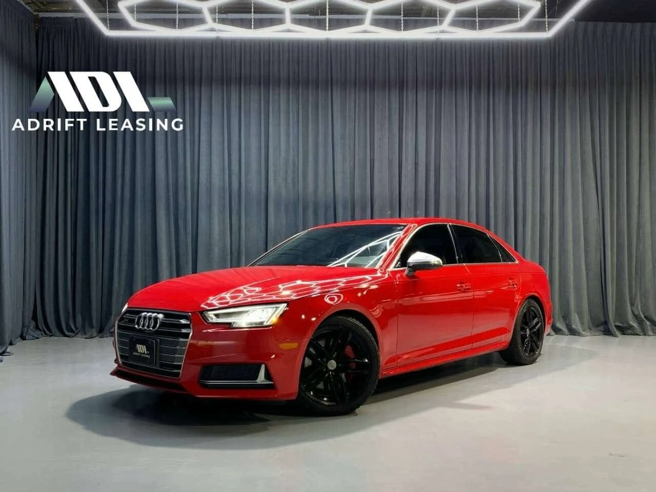 Audi S4 * 3.0 TFSI quattro Technik tiptronic * CARFAX * ЦЕ