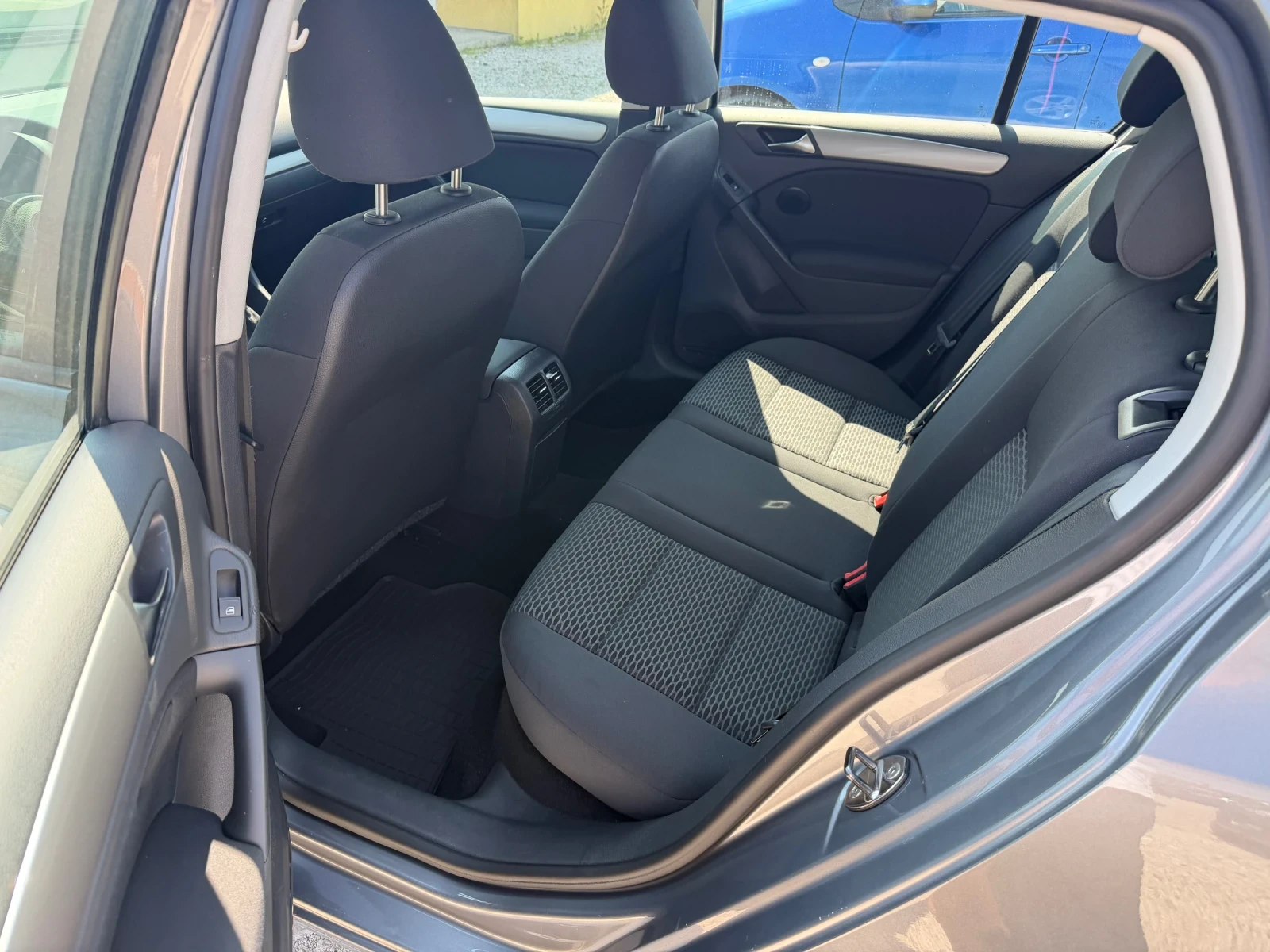 VW Golf 1.6/90кс 118000км EVRO5A КЛИМАТРОНИК, снимка 10 - Автомобили и джипове - 54995236