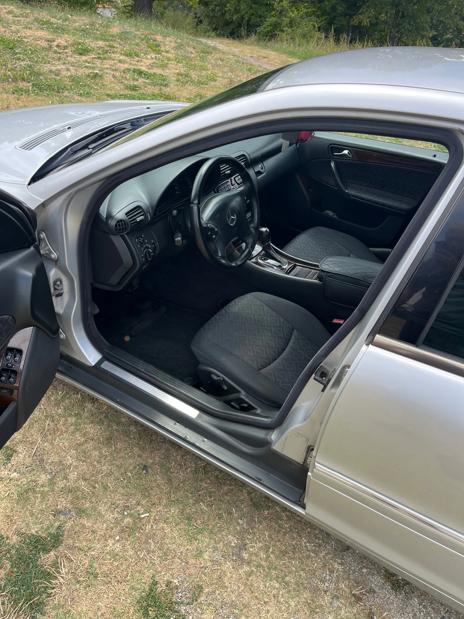 Mercedes-Benz C 270, снимка 9 - Автомобили и джипове - 55405219