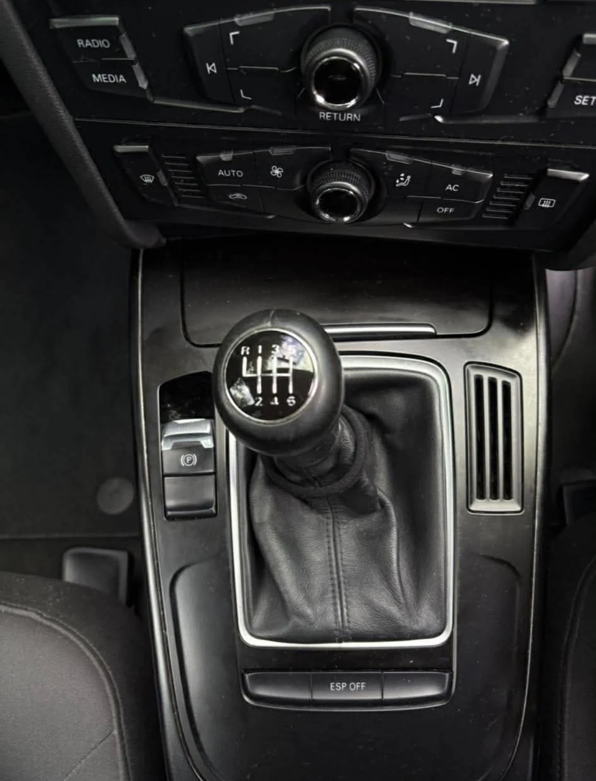 Audi A4 B8, снимка 5 - Автомобили и джипове - 55491587