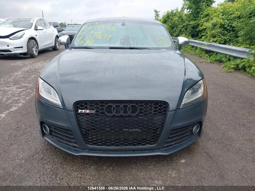 Audi Tt S QUATTRO Автокредит Цена до България, снимка 2 - Автомобили и джипове - 55526250