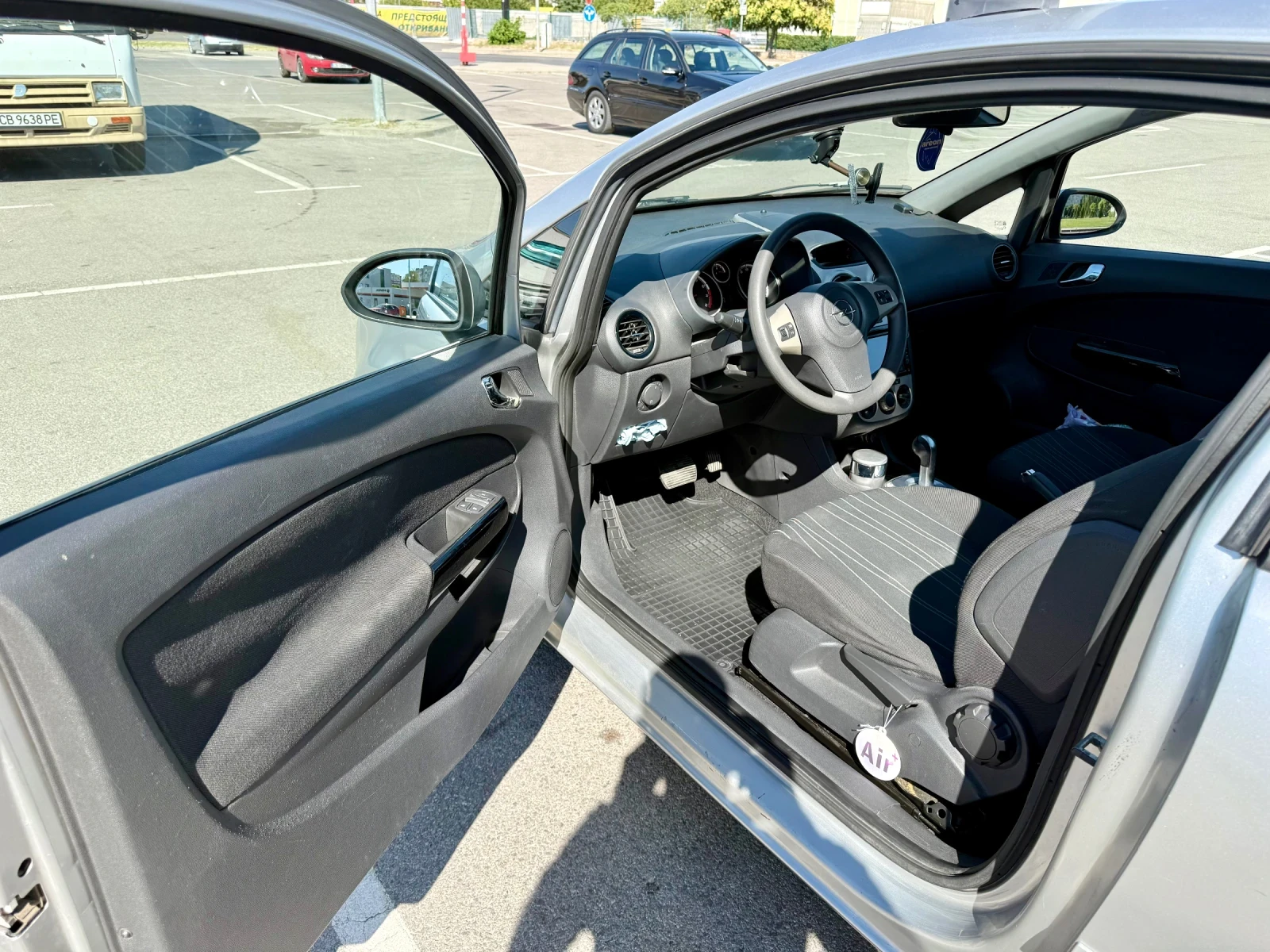 Opel Corsa D, снимка 3 - Автомобили и джипове - 55681802