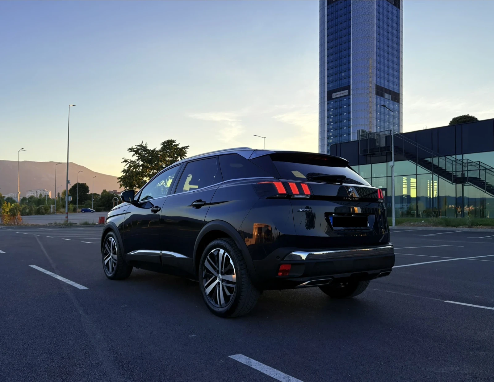 Peugeot 3008 GT | 2.0 HDI | ПАНОРАМА | МАСАЖ | 360 кам, снимка 7 - Автомобили и джипове - 55730368