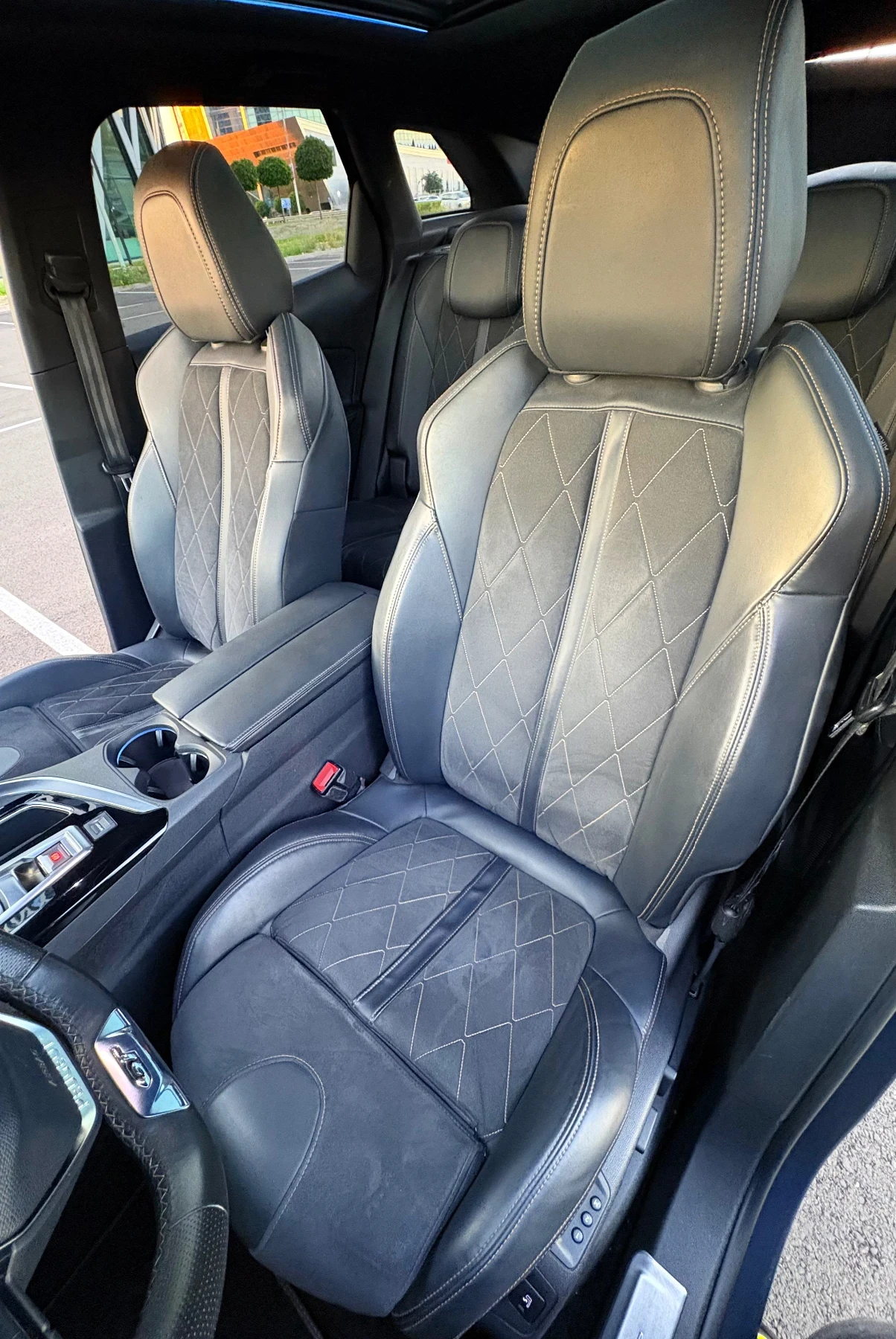 Peugeot 3008 GT | 2.0 HDI | ПАНОРАМА | МАСАЖ | 360 кам, снимка 9 - Автомобили и джипове - 55730368