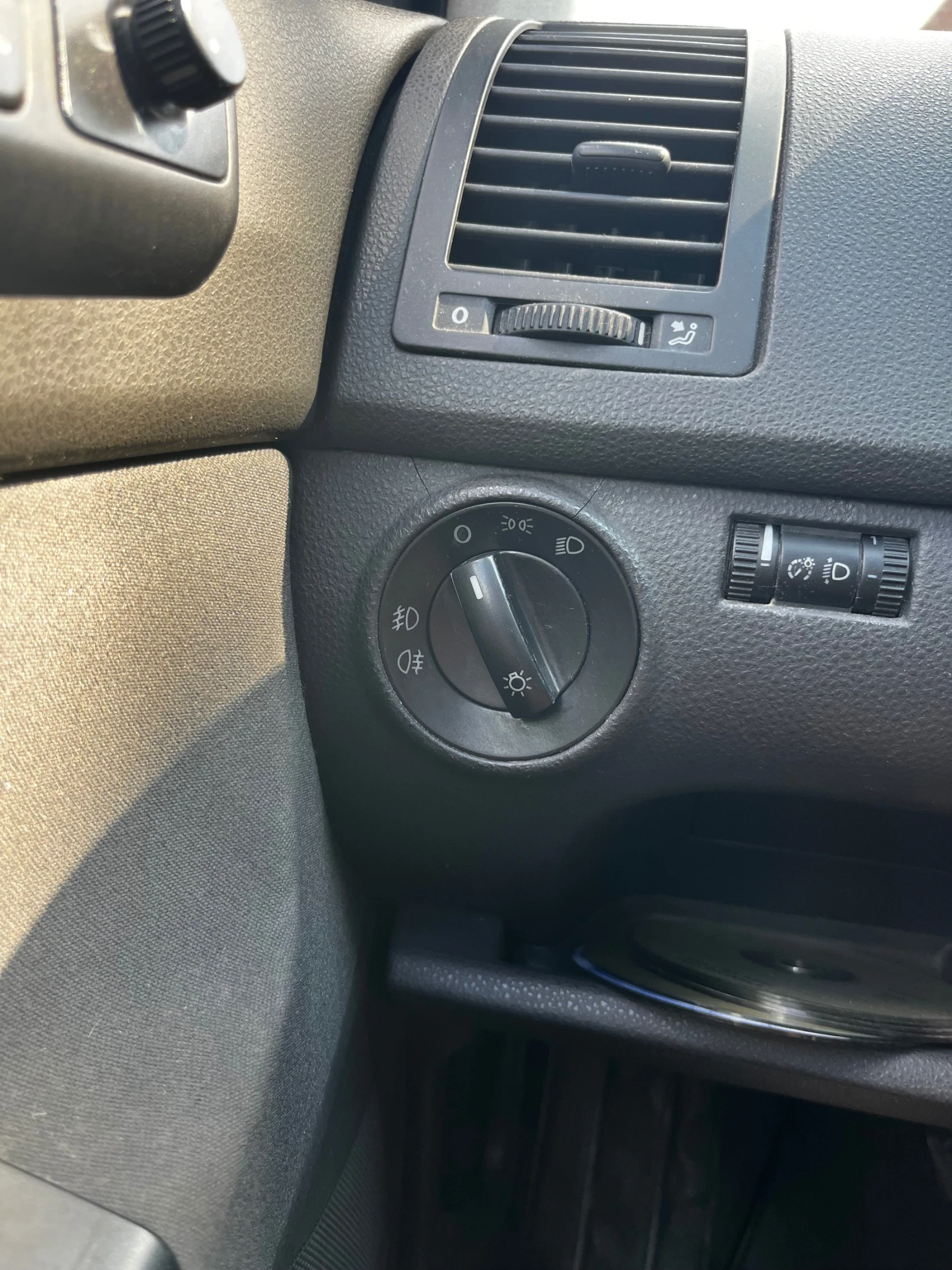 VW Polo, снимка 11 - Автомобили и джипове - 55930417