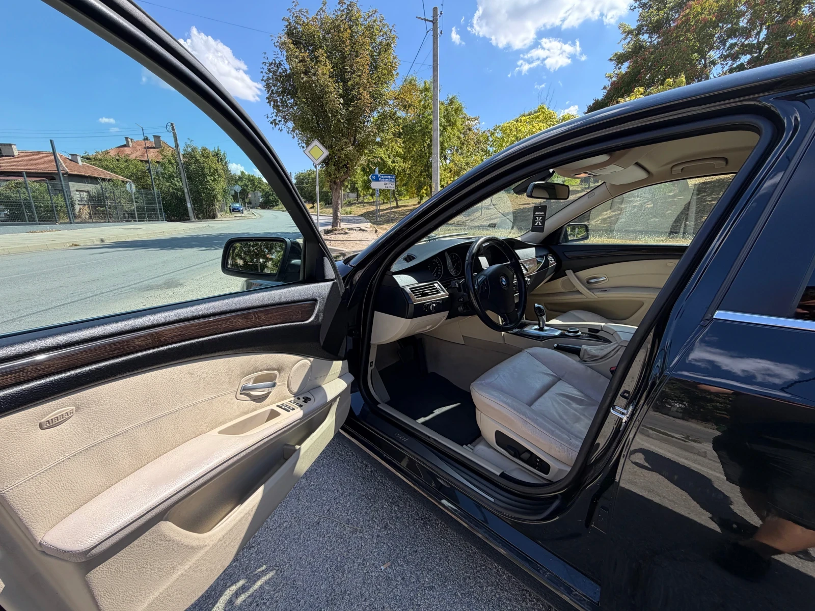 BMW 530 3.0 i Xdrive, снимка 5 - Автомобили и джипове - 56105766