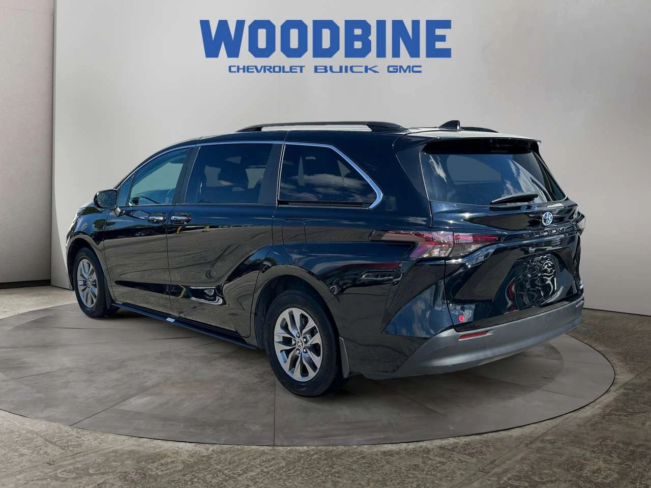 Toyota Sienna Mini Van | Mobile.bg � ����������� 3