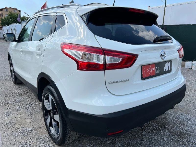 Nissan Qashqai 1.6DIG-T БЕЗ АНАЛОГ/ПАНОРАМА/360* КАМЕРА/KEY LESS/, снимка 3 - Автомобили и джипове - 46550667